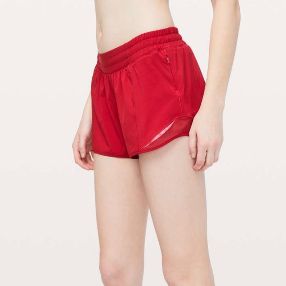 Lululemon Hotty Hot high-rise 4”